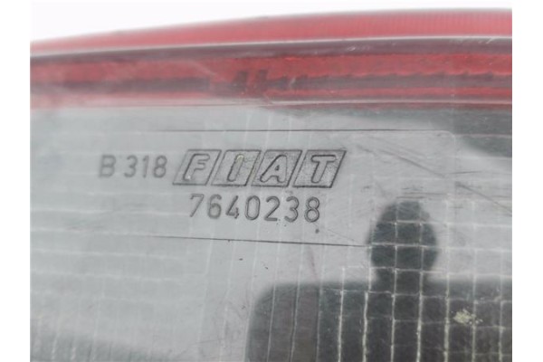 Recambio de piloto trasero derecho para fiat uno (146) 1.0 45 sg referencia OEM IAM 7640238  
