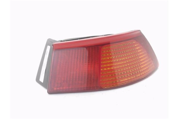 Recambio de piloto trasero derecho para alfa romeo 145 1.4 referencia OEM IAM 36380748  