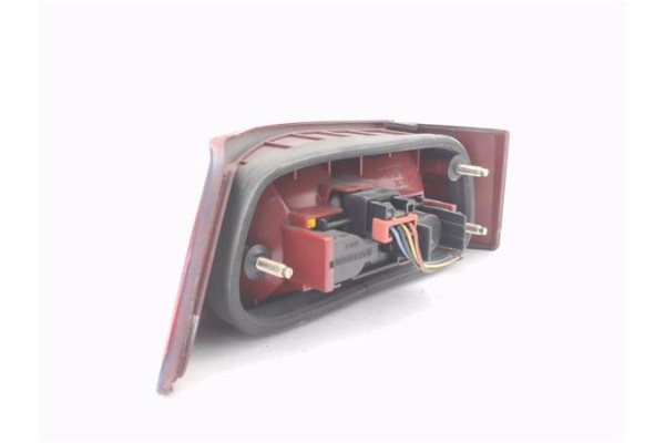 Recambio de piloto trasero derecho para alfa romeo 145 1.4 referencia OEM IAM 36380748  