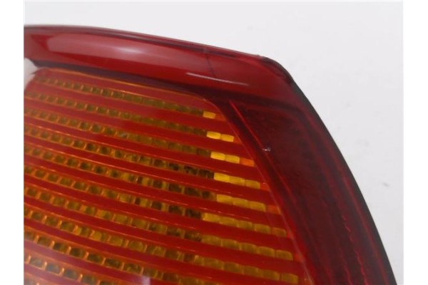 Recambio de piloto trasero derecho para alfa romeo 145 1.4 referencia OEM IAM 36380748  