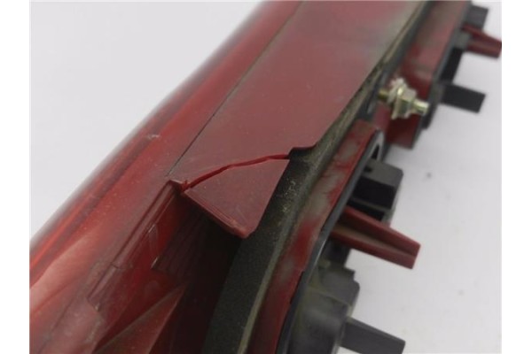 Recambio de piloto trasero derecho para alfa romeo 146 1.4 t.spark referencia OEM IAM 37180751  