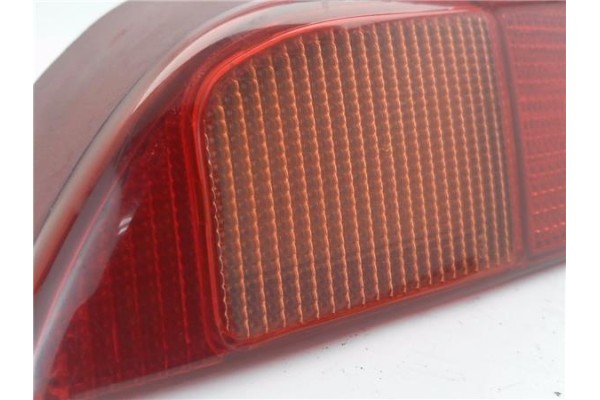 Recambio de piloto trasero derecho para alfa romeo 146 1.4 t.spark referencia OEM IAM 37180751  