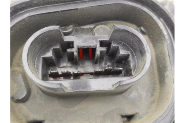 Recambio de piloto trasero izquierdo para lancia y 10 1.0 fire referencia OEM IAM 294577S  