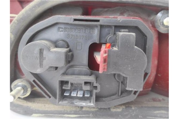 Recambio de piloto trasero derecho para alfa romeo 146 1.4 t.spark junior referencia OEM IAM 37180751 37181751 