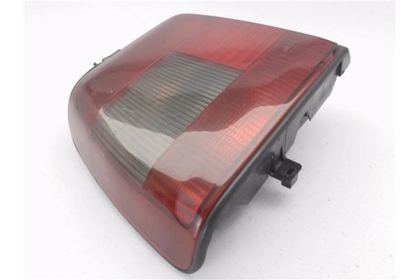 Recambio de piloto trasero izquierdo para fiat tempra (159) berlina 1.4 i.e. referencia OEM IAM 7619025  