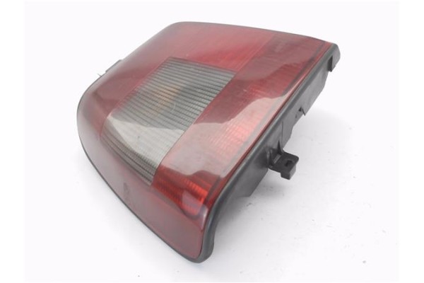 Recambio de piloto trasero izquierdo para fiat tempra (159) berlina 1.4 i.e. referencia OEM IAM 7619025  