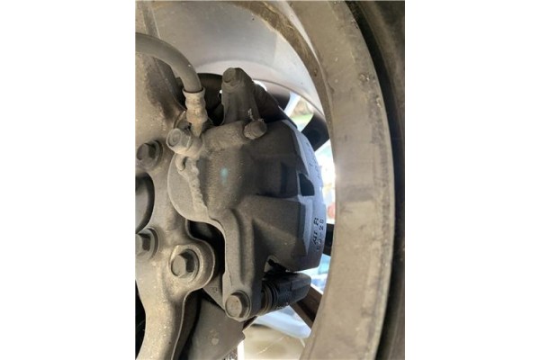 Recambio de pinza freno delantero derecha para lexus is ii (_xe2_) 220 d (ale20) referencia OEM IAM 4773053060  