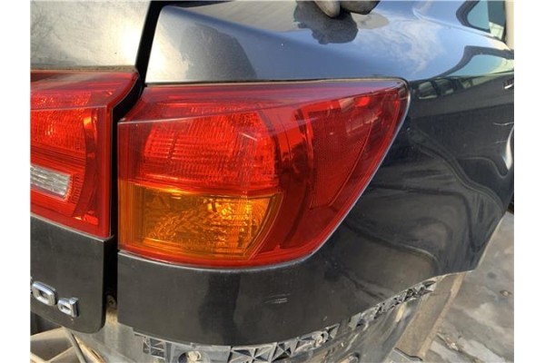 Recambio de piloto trasero derecho para lexus is ii (_xe2_) 220 d (ale20) referencia OEM IAM 8155153161  