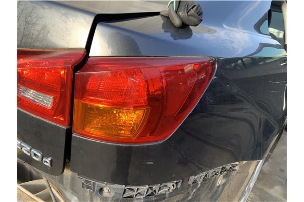 Recambio de piloto trasero derecho para lexus is ii (_xe2_) 220 d (ale20) referencia OEM IAM 8155153161  