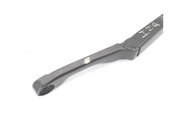 Recambio de brazo limpiaparabrisas delantero izquierdo para opel astra j 1.6 referencia OEM IAM   