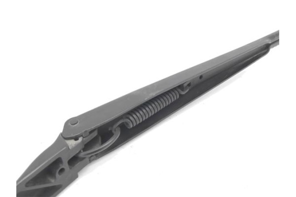 Recambio de brazo limpiaparabrisas delantero izquierdo para opel astra j 1.6 referencia OEM IAM   