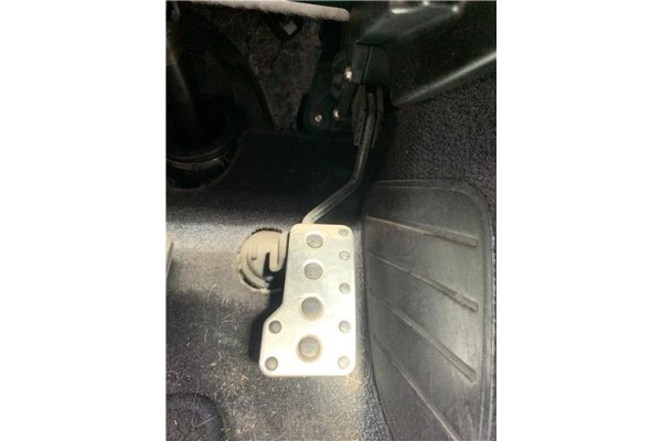 Recambio de pedal acelerador para lexus is ii (_xe2_) 220 d (ale20) referencia OEM IAM 7811053040  