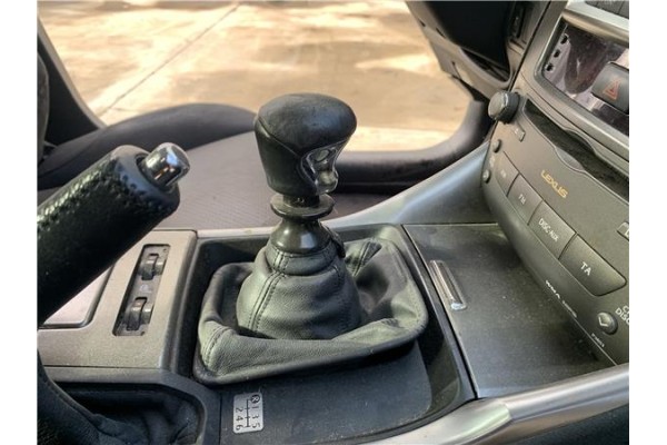 Recambio de palanca de cambio para lexus is ii (_xe2_) 220 d (ale20) referencia OEM IAM 3353053050  