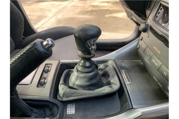 Recambio de palanca de cambio para lexus is ii (_xe2_) 220 d (ale20) referencia OEM IAM 3353053050  
