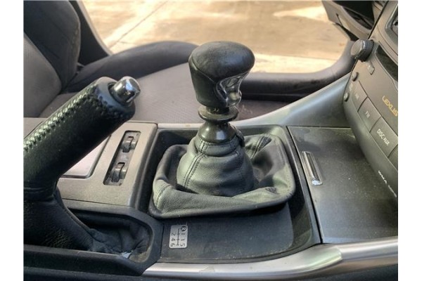 Recambio de palanca de cambio para lexus is ii (_xe2_) 220 d (ale20) referencia OEM IAM 3353053050  