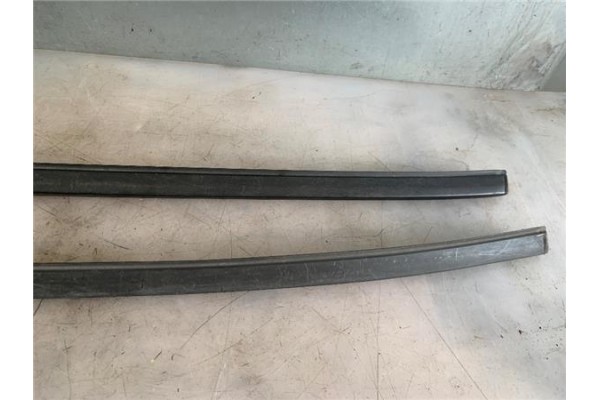 Recambio de barras de techo para citroen c3 1.4 i referencia OEM IAM 8319J9 8,32E+07 