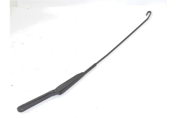 Recambio de brazo limpiaparabrisas delantero derecho para renault trafic ii furgón (fl) 2.5 dti referencia OEM IAM   