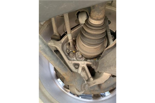 Recambio de mangueta trasero derecha para lexus is ii (_xe2_) 220 d (ale20) referencia OEM IAM 4241030020 4241030021 