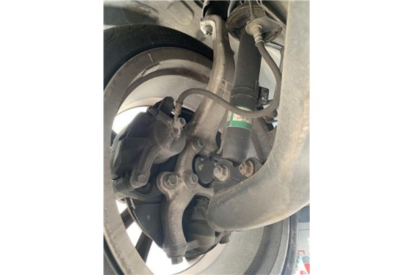 Recambio de mangueta delantero izquierda para lexus is ii (_xe2_) 220 d (ale20) referencia OEM IAM 4320253010  