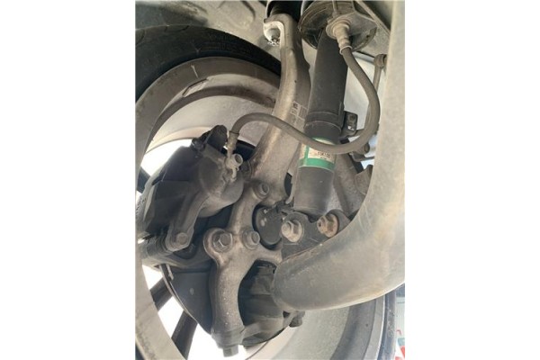 Recambio de mangueta delantero izquierda para lexus is ii (_xe2_) 220 d (ale20) referencia OEM IAM 4320253010  