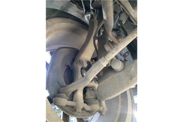 Recambio de mangueta delantero derecha para lexus is ii (_xe2_) 220 d (ale20) referencia OEM IAM N62R W0039 