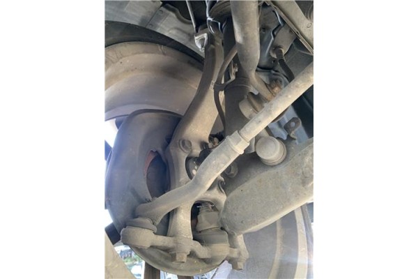 Recambio de mangueta delantero derecha para lexus is ii (_xe2_) 220 d (ale20) referencia OEM IAM N62R W0039 