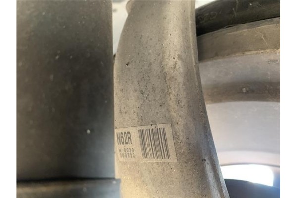 Recambio de mangueta delantero derecha para lexus is ii (_xe2_) 220 d (ale20) referencia OEM IAM N62R W0039 