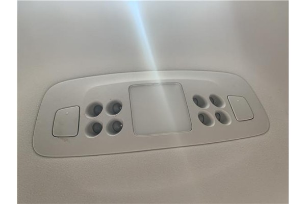 Recambio de luz trasero central techo para lexus is ii (_xe2_) 220 d (ale20) referencia OEM IAM 8136053010B0  