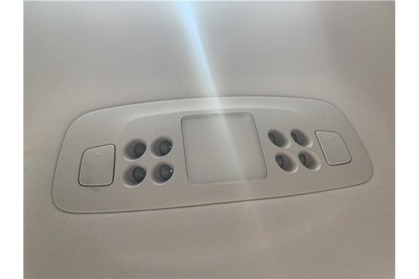 Recambio de luz trasero central techo para lexus is ii (_xe2_) 220 d (ale20) referencia OEM IAM 8136053010B0  