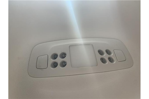 Recambio de luz trasero central techo para lexus is ii (_xe2_) 220 d (ale20) referencia OEM IAM 8136053010B0  