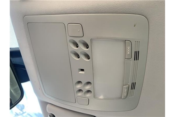 Recambio de luz delantero central techo para lexus is ii (_xe2_) 220 d (ale20) referencia OEM IAM 8126053021B0 8126053711B0 