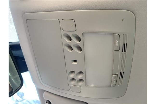 Recambio de luz delantero central techo para lexus is ii (_xe2_) 220 d (ale20) referencia OEM IAM 8126053021B0 8126053711B0 