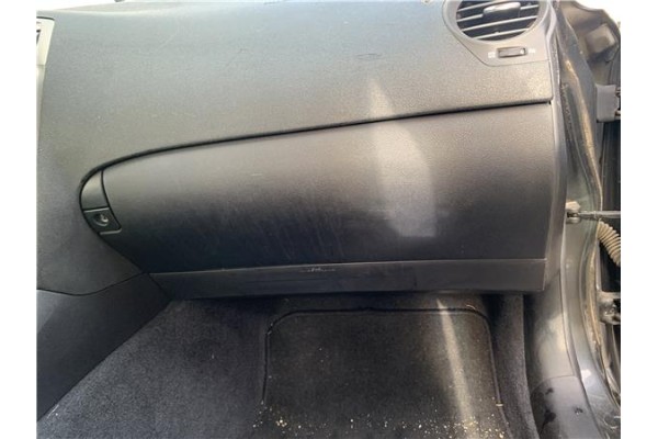 Recambio de guantera salpicadero para lexus is ii (_xe2_) 220 d (ale20) referencia OEM IAM 5555053050C0  