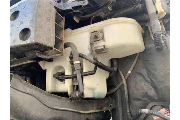 Recambio de deposito limpiaparabrisas para lexus is ii (_xe2_) 220 d (ale20) referencia OEM IAM 8535530040  