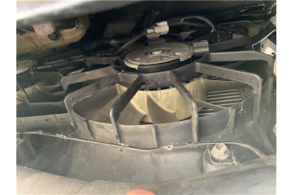 Recambio de electroventilador para lexus is ii (_xe2_) 220 d (ale20) referencia OEM IAM 1636126110 1671126120 