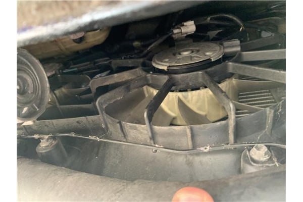 Recambio de electroventilador para lexus is ii (_xe2_) 220 d (ale20) referencia OEM IAM 1636126110 1671126120 