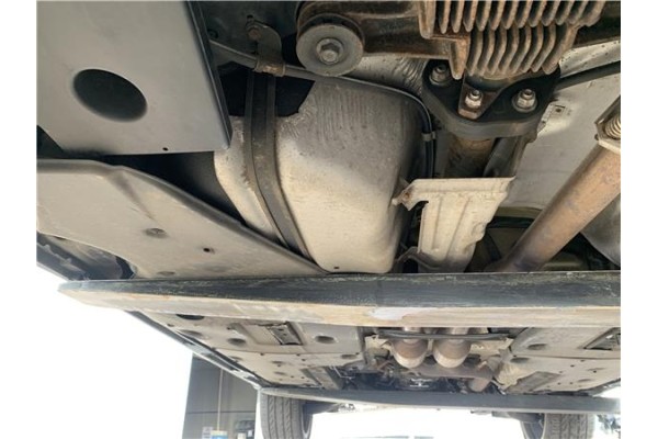 Recambio de deposito combustible para lexus is ii (_xe2_) 220 d (ale20) referencia OEM IAM 7700153100 7700153101 