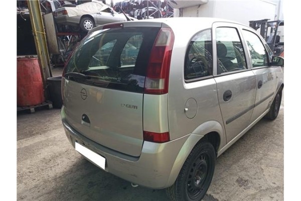 opel meriva del año 2004