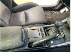 Recambio de consola para lexus is ii (_xe2_) 220 d (ale20) referencia OEM IAM 5881053040C8 5881053041C8 