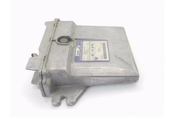 Recambio de centralita para renault trafic furgón (txx) 1.9 d referencia OEM IAM 7700106482 R04080016C 