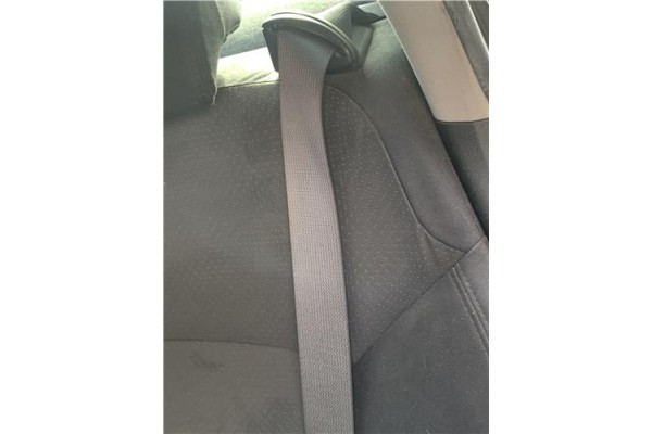 Recambio de cinturon seguridad trasero izquierdo para lexus is ii (_xe2_) 220 d (ale20) referencia OEM IAM 7337053010C3  
