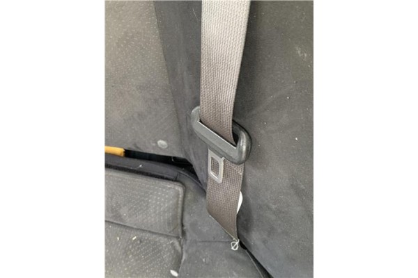 Recambio de cinturon seguridad trasero izquierdo para lexus is ii (_xe2_) 220 d (ale20) referencia OEM IAM 7337053010C3  
