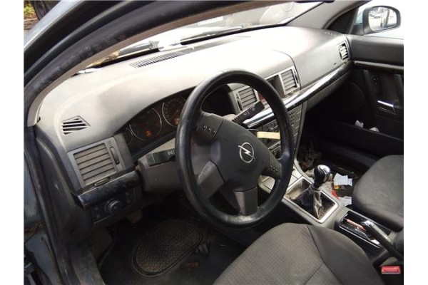 opel signum del año 2004