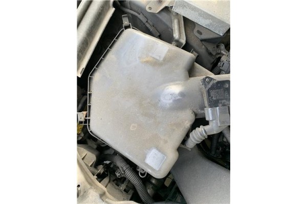 Recambio de carcasa filtro aire para lexus is ii (_xe2_) 220 d (ale20) referencia OEM IAM 1770026350 2220430010 