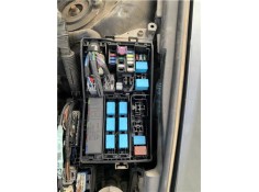 Recambio de caja fusibles/rele para lexus is ii (_xe2_) 220 d (ale20) referencia OEM IAM 8266253070 8675XA2 