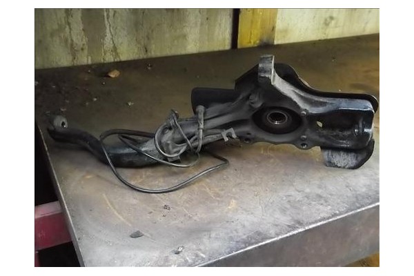 Recambio de mangueta delantero derecha para alfa romeo 147 (190) 1.9 jtd 16v referencia OEM IAM   