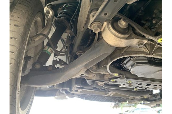 Recambio de brazo suspension delantero izquierdo para lexus is ii (_xe2_) 220 d (ale20) referencia OEM IAM 4864053020  