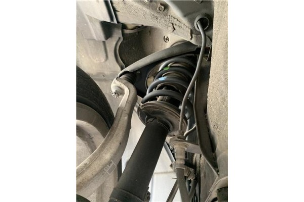 Recambio de brazo superior delantero izquierdo para lexus is ii (_xe2_) 220 d (ale20) referencia OEM IAM 4863059065  