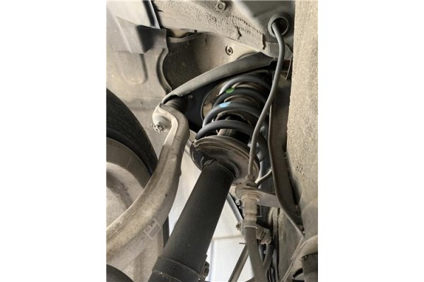 Recambio de brazo superior delantero izquierdo para lexus is ii (_xe2_) 220 d (ale20) referencia OEM IAM 4863059065  