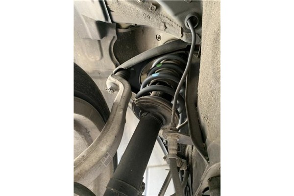 Recambio de brazo superior delantero izquierdo para lexus is ii (_xe2_) 220 d (ale20) referencia OEM IAM 4863059065  